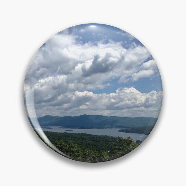 Artikelvorschau, Lake George in den Wolken entworfen und verkauft von MonocleSkully.