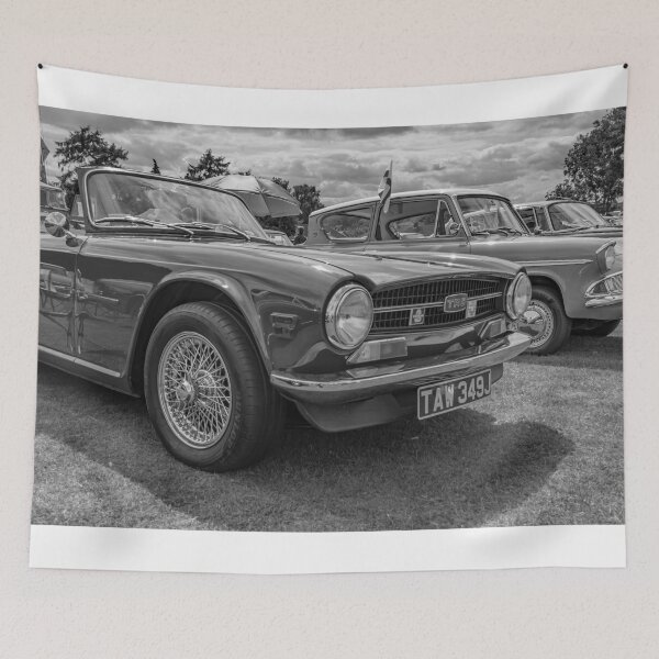 Aperçu de l'œuvre Voiture de sport Triumph TR6 créée et vendue par yackers1.