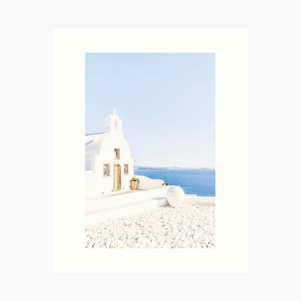 Aperçu de l'œuvre 474. La chapelle blanche, Oia, Santorin, Grèce créée et vendue par Julie Travel Photography.