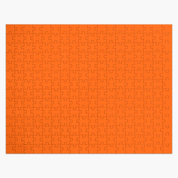 Artikel-Vorschau von Festliches Dekor mit orangefarbenem Akzent in Volltonfarbe, designt und verkauft von Garaga.