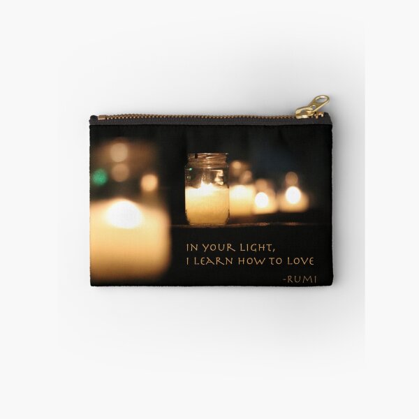 Artikelvorschau, In deinem Licht lerne ich zu lieben, Rumi, zitiere. Geschenk für Mama, Freundin entworfen und verkauft von Carlos Taylor.