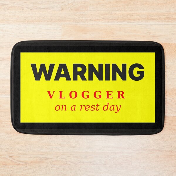 Aperçu de l'œuvre Avertissement Vlogger un jour de repos créée et vendue par QuotesDogma.