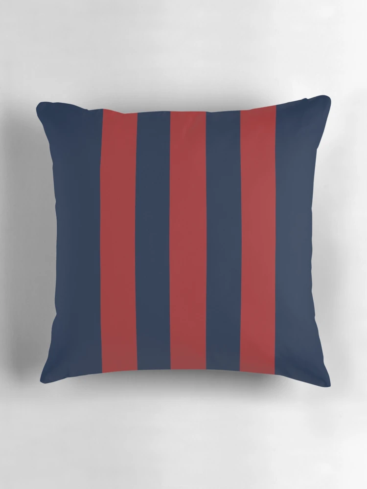Aperçu 3 sur 4. Coussin avec l'œuvre Marine Trois Barres Rouges créée et vendue par PSCSCo.