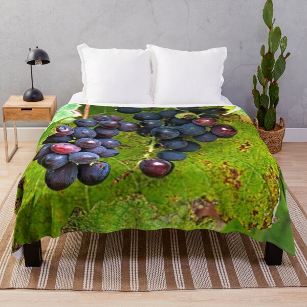 Item preview, Vino Uvas Tintas Frutas Otoñales designed and sold by worldways.