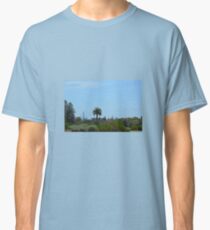 GLIMPSES OF MELBOURNE CITY FROM ELWOOD BEACH Classic T-Shirt