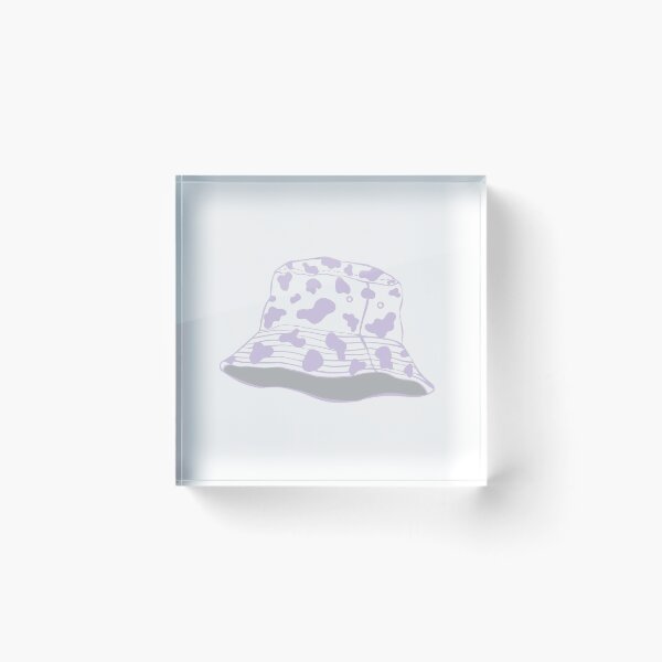 Artikelvorschau, Lavendel Cow Print Bucket Hat - entworfen und verkauft von DesignStory.