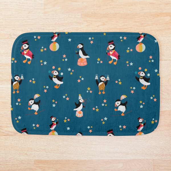 Aperçu de l'œuvre A Circus of Puffins créée et vendue par RebeccaFlaherty.