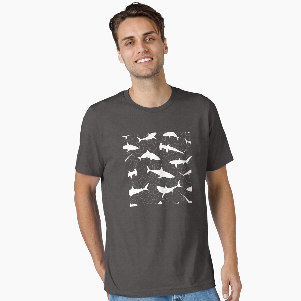 Vista previa del artículo con la obra «Camiseta esencial», diseñado y vendido por CreativeTwins.