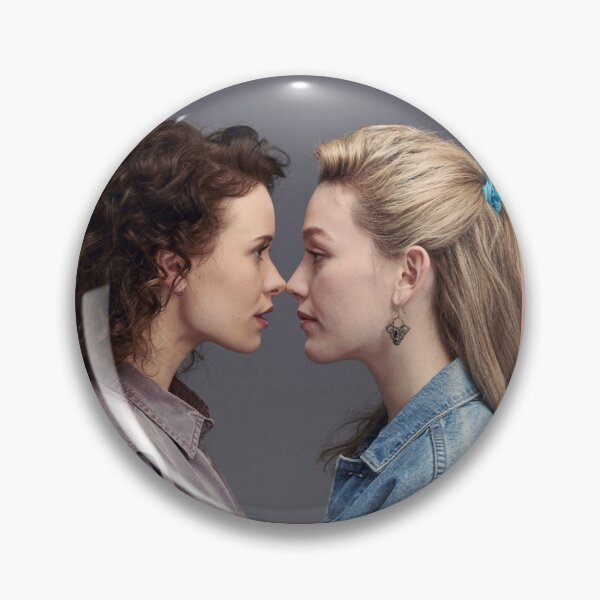 Artikelvorschau, Jamie und Dani Photoshoot | Bly Manor | Damie | Dani Clayton | Victoria Pedretti | Amelia Eve entworfen und verkauft von smolsawyer.