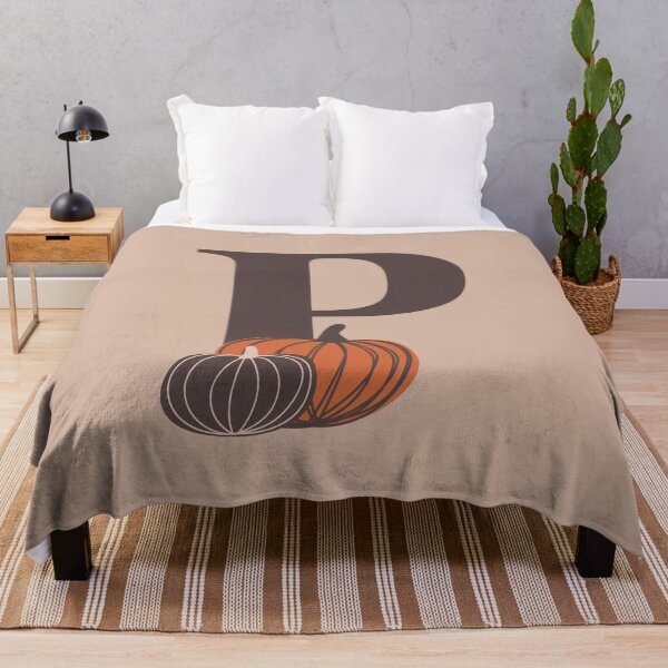 Artikelvorschau, Kürbisse P Name, Initiale, Monogramm entworfen und verkauft von CocoandDaisy.