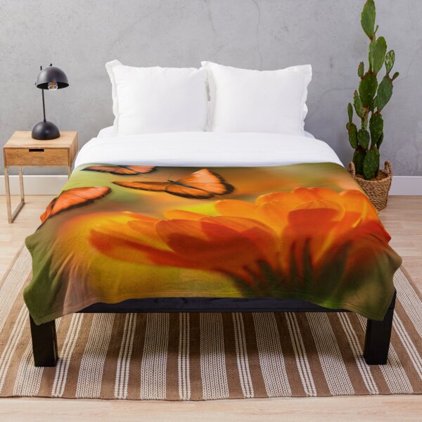 Artikelvorschau, Blumen und Monarchfalter entworfen und verkauft von TorieWear.