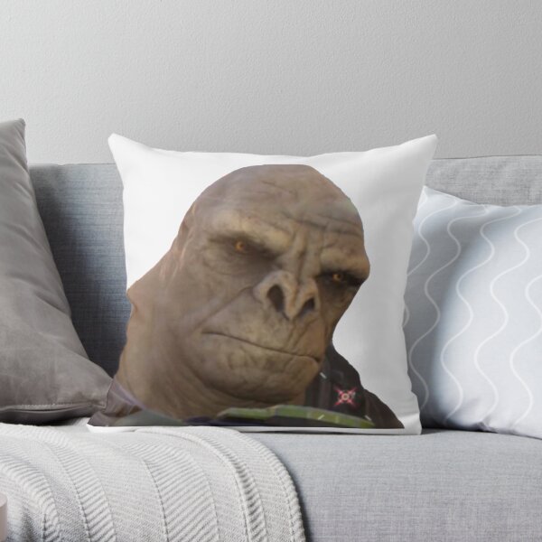 Craig halo brute meme Throw Pillow