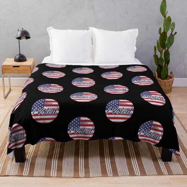 Item preview, Voto, texto retro en la bandera de Estados Unidos redonda. designed and sold by Relaxing-Ginger.