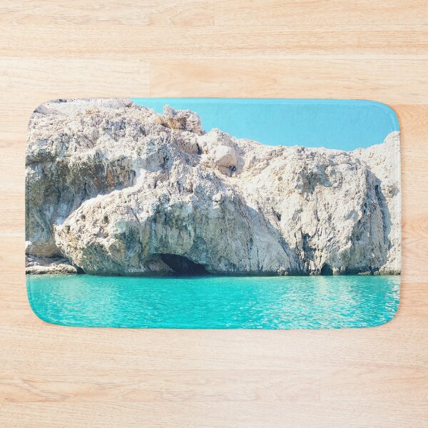 Aperçu de l'œuvre Voir croate turquoise avec des roches blanches créée et vendue par pumpqin.