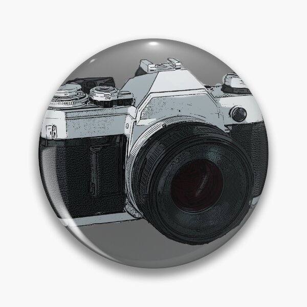 Artikelvorschau, Kolorierte Zeichnung einer alten DSLR-Kamera Canon AE 1. entworfen und verkauft von AdotCOMB.