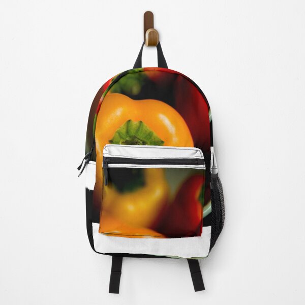Aperçu de l'œuvre Colorful peppers créée et vendue par GemaIbarra.
