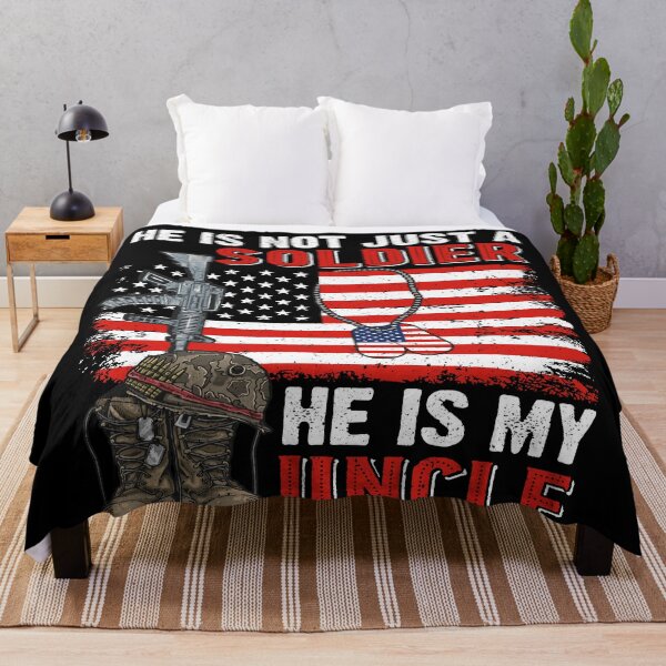 Artikelvorschau, Er ist nicht nur ein Soldat Er ist mein Onkel Amerikanische Flagge Stolzer USA-Soldat Onkel entworfen und verkauft von Md. Manjur Ahamed.