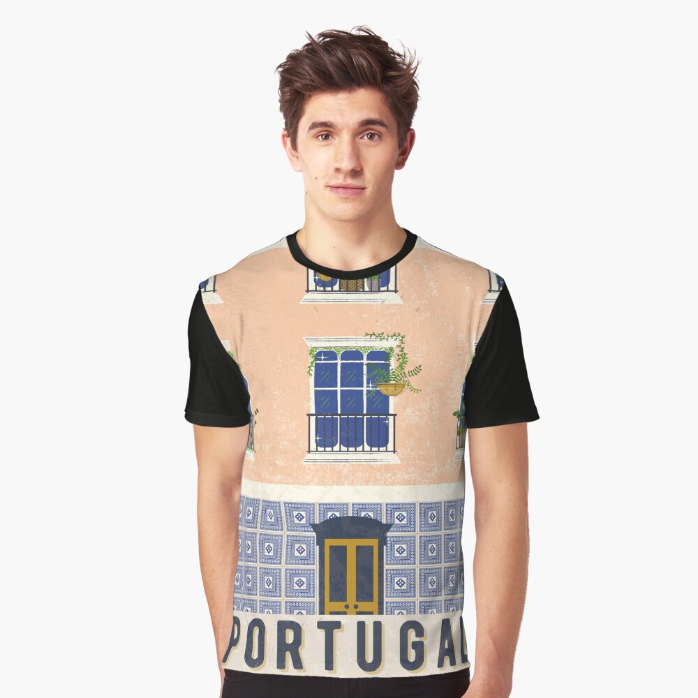 Artikel-Vorschau von Grafik T-Shirt, designt und verkauft von ChayanLewis.