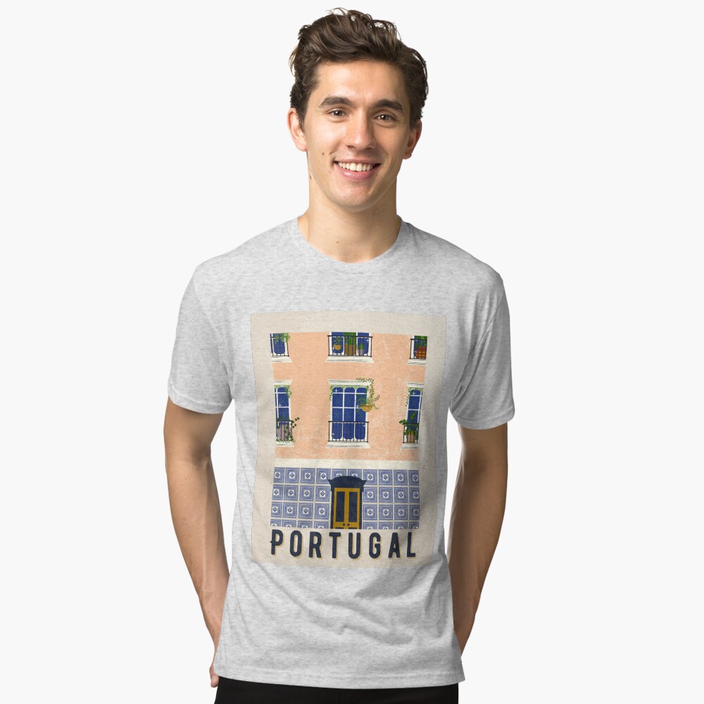 Artikel-Vorschau von Vintage T-Shirt, designt und verkauft von ChayanLewis.