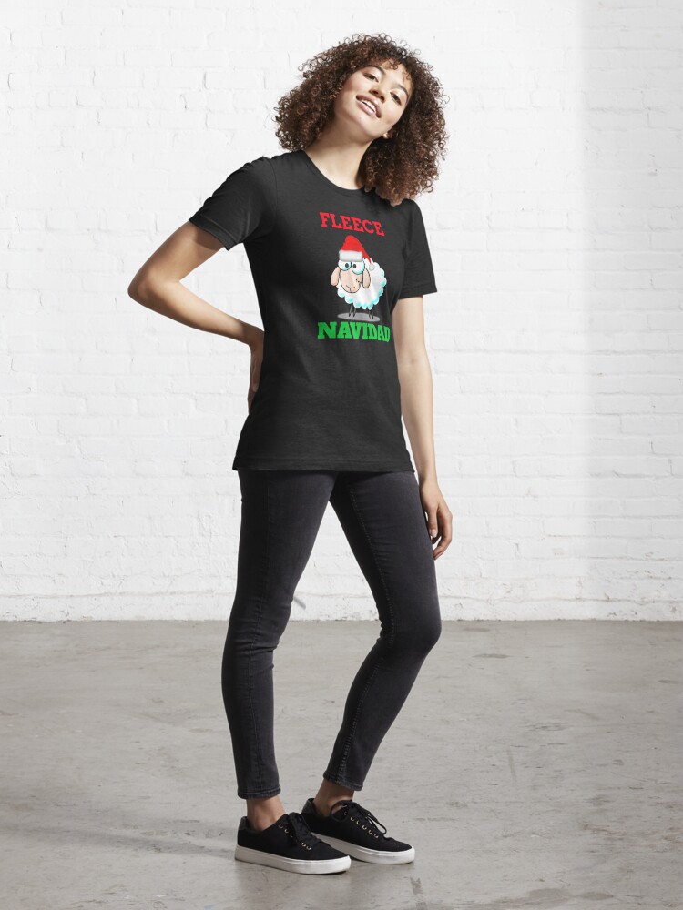 Discover fleece Navidad Essential T-Shirt