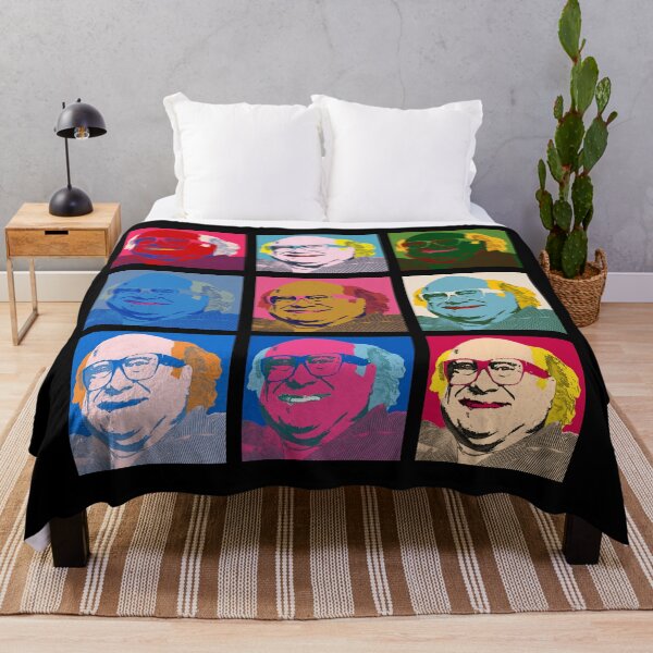 Vista previa del artículo con la obra «Danny DeVito Pop Art», diseñado y vendido por fivesskin.