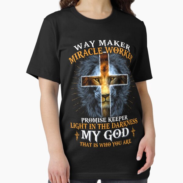 Vista previa del artículo con la obra «Lion Way Maker Miracle Worker Shirt Camisa Promise Keeper», diseñado y vendido por CindyGifts.