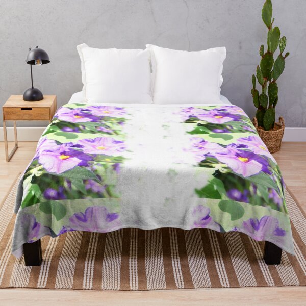Item preview, Violet flowers designed and sold by Magileo.