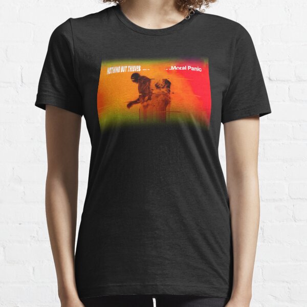 Moralische Panik Essential T-Shirt