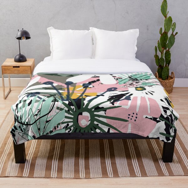 Item preview, Vida en el patio trasero designed and sold by dazzlingrtstore.