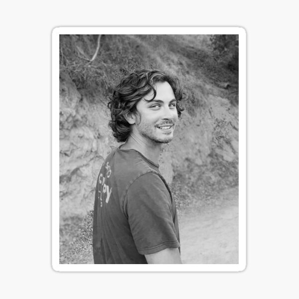 Artikel-Vorschau von Logan Lerman, designt und verkauft von Mita Hego.