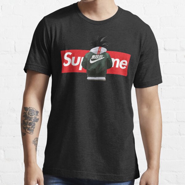 Son Goku Supersaiyan Essential T-Shirt