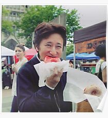 Póster Araki comiendo una rosquilla