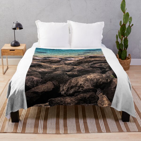 Item preview, Playa rocosa de Waikiki designed and sold by Jeff R.