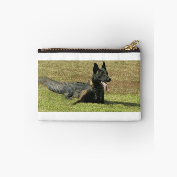 Aperçu de l'œuvre Maligator de la vraie vie créée et vendue par mancavemerch.