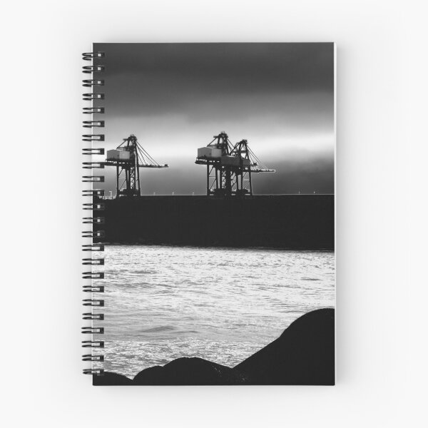 Artikelvorschau, Kräne bei Port Talbot dockt an entworfen und verkauft von Leighton Collins.
