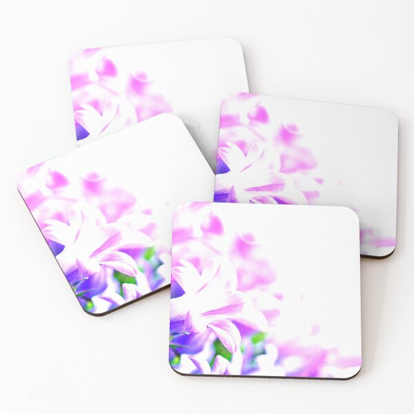 Artikelvorschau, Lila und blaue Blumenware entworfen und verkauft von cindyfordyce.