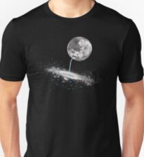Luna Finds A Drink Unisex T-Shirt