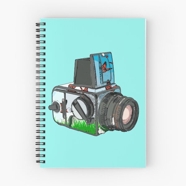 Artikelvorschau, Schmetterling Hasselblad analoge Kamera Zeichnung entworfen und verkauft von AdotCOMB.