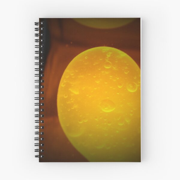 Aperçu de l'œuvre Jaune Lave Lamp Liquid créée et vendue par Luna Snaps.