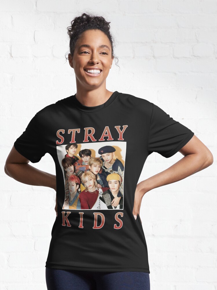 omgivet træk vejret Shinkan STRAY KIDS Vintage Retro Band Style 90s CUTE" Active T-Shirt for Sale by  SugarSaint | Redbubble