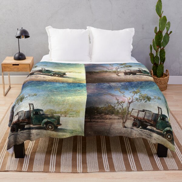 Item preview, Lightning Ridge designed and sold by Clare Colins.