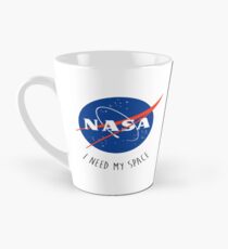 Taza cónica Necesito mi color espacial