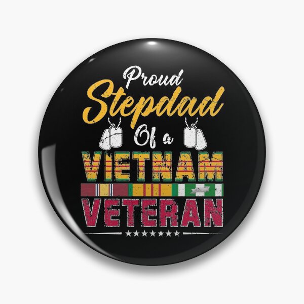 Artikelvorschau, Stolzer Stiefvater eines Vietnam-Veteranen - Geschenk für Männer, Frauen entworfen und verkauft von BruceFaulkner.