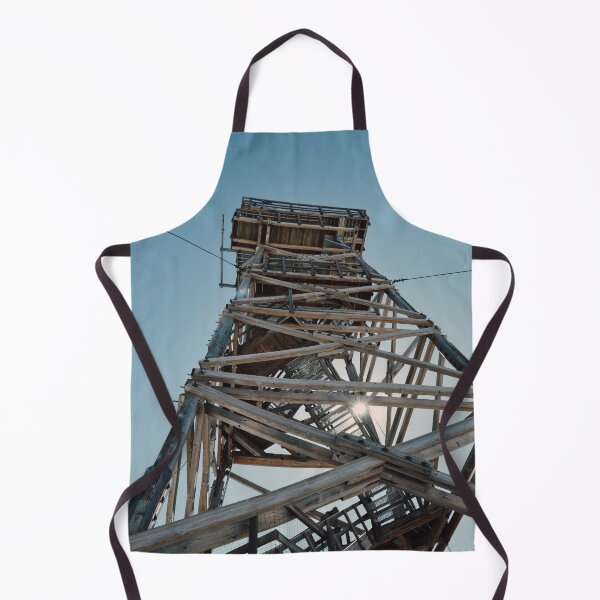 Item preview, lookout tower designed and sold by LifeAsGeneration Z.