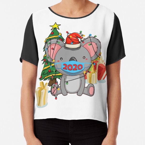Lindo koala atrapado en luces navideñas con regalos Blusa