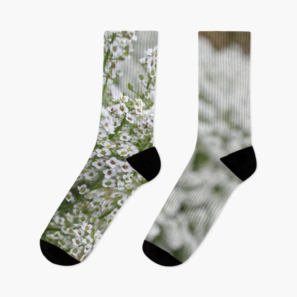 Item preview, Snow Alyssum designed and sold by AmberleeCraftin.