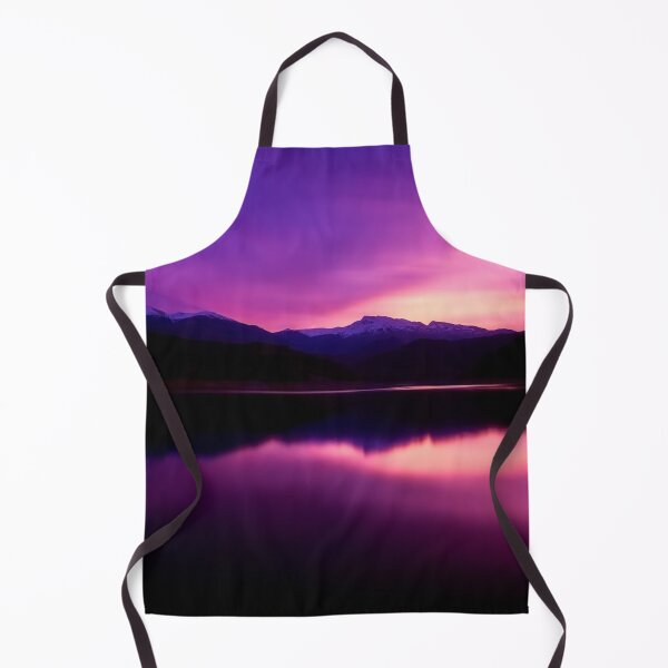 Aperçu de l'œuvre Pink and lilac sunset sky, aurora borealis, purple, fantasy night sky, blue, beautiful hills scenic view, midnight view, bestseller créée et vendue par August-E.