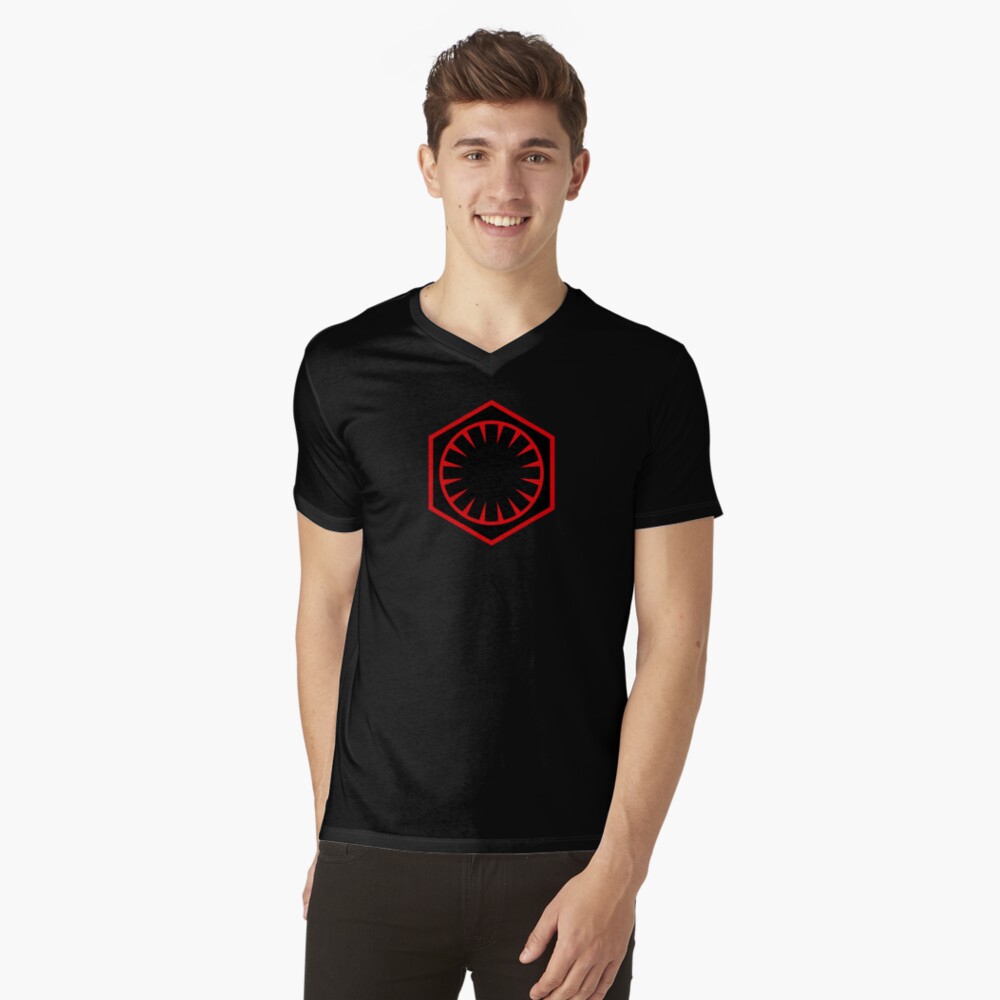 Vista previa del artículo con la obra «Camiseta de cuello en V», diseñado y vendido por geekomic.