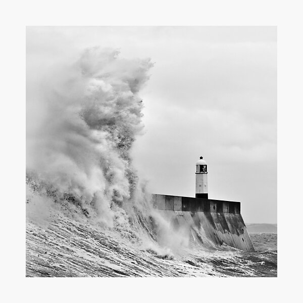 New England Stormy Ocean Lighthouse With Whitecaps Original 