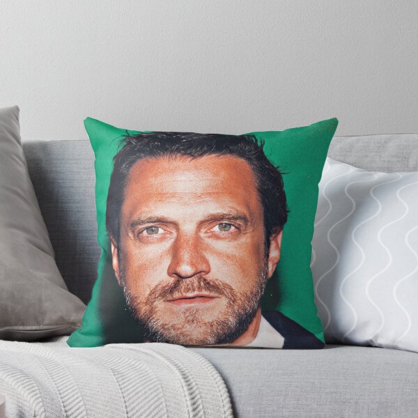 Artikelvorschau, Raul Esparza  entworfen und verkauft von EmeralsIsleEdit.